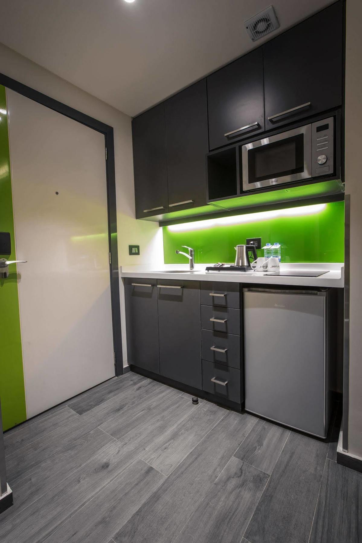 Studio 44 Бейрут Экстерьер фото